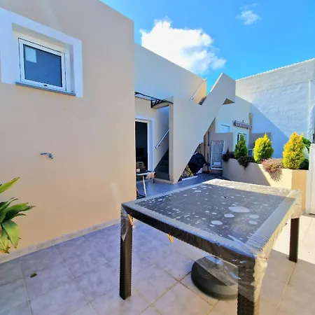 Cozy House Casa De Abuelos In Icod De Vinos By Icod de los Vinos