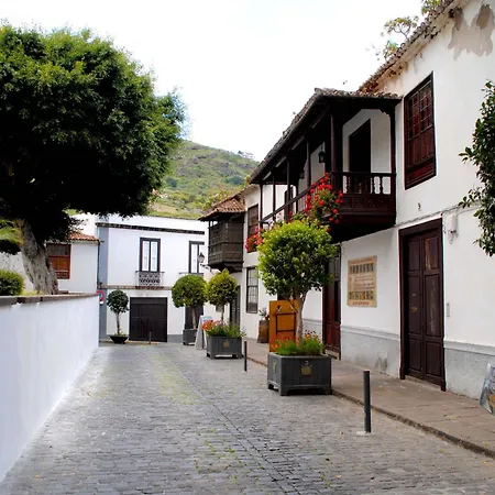 Cozy House Casa De Abuelos In Icod De Vinos By *