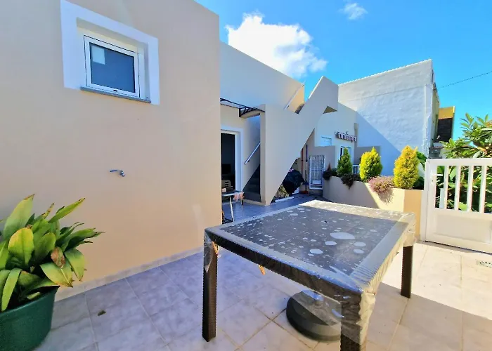 Cozy House Casa De Abuelos In Icod De Vinos By 伊科德·德·洛斯·维诺斯